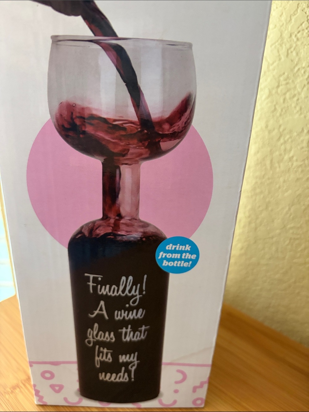 BigMouth Original Wine Bottle Glass, New in box